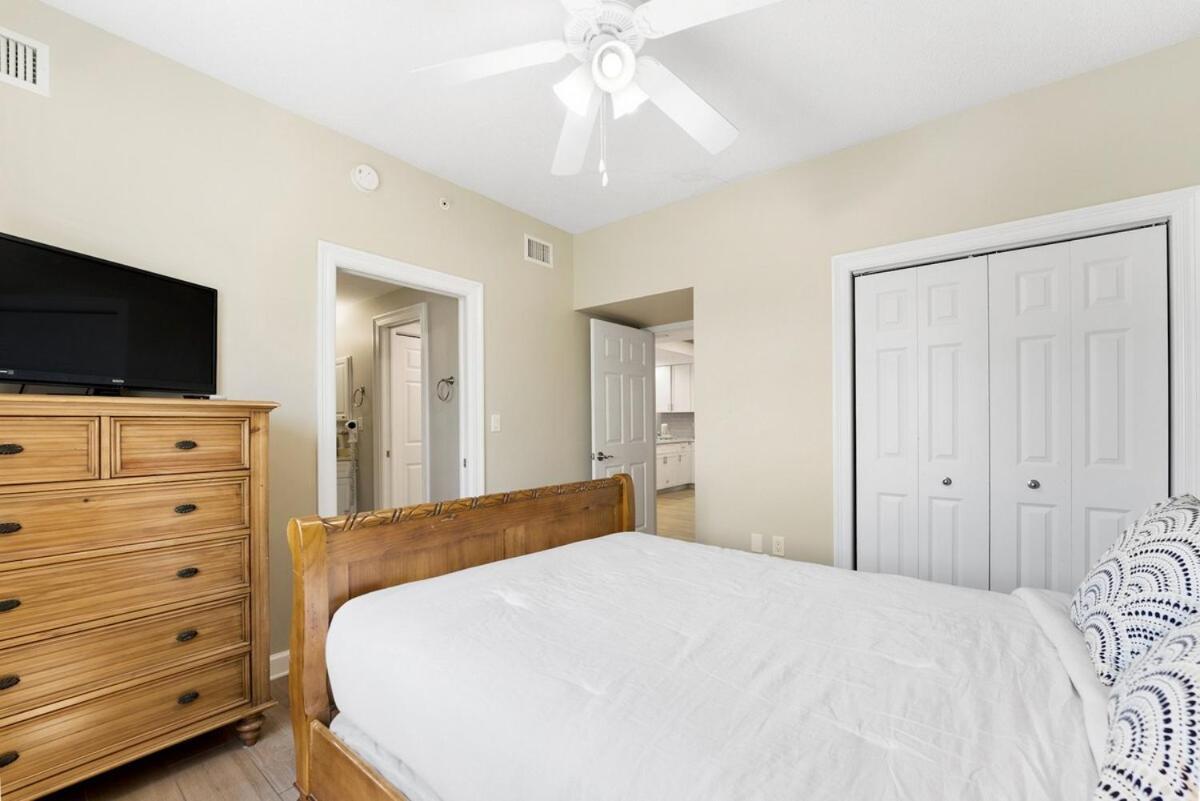 Boardwalk 501 Apartment *